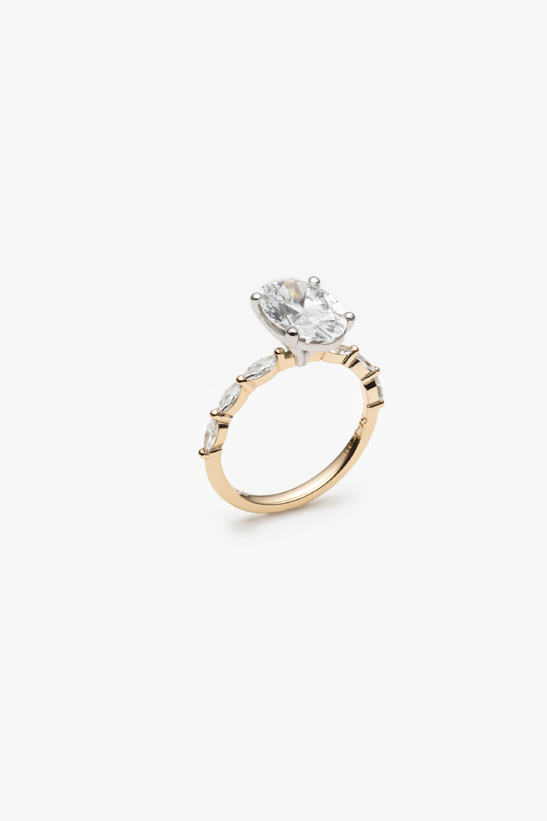 Bague Marquise solitaire semi éternité diamants créé ovale brillant 2,00ct IGI 18k/pt950