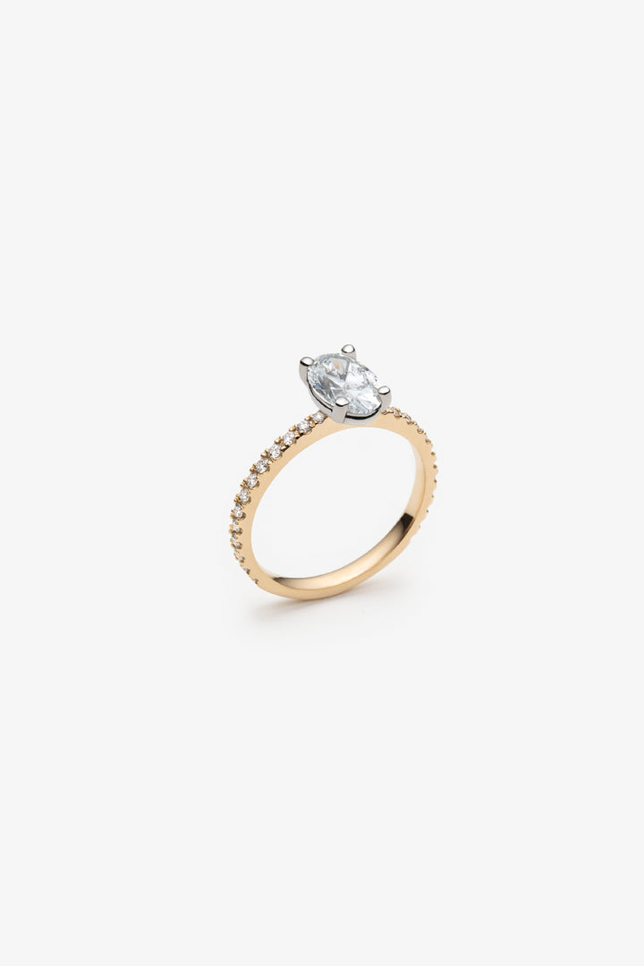 Bague Martini solitaire semi éternité diamants créé ovale 1,00ct IGI 18k/pt950